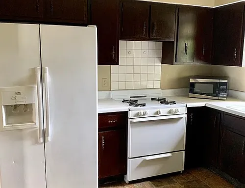 567 W Taylor St Photo 1