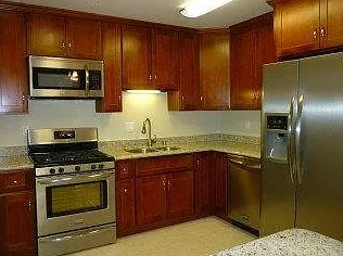 2111 Latham St #116 — Photo 1