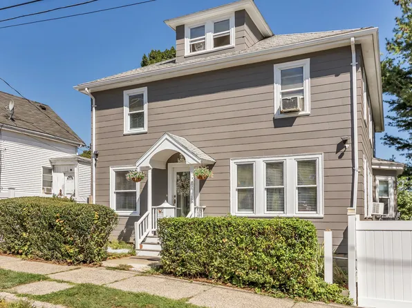 64 Webster St, Lynn, MA 01902