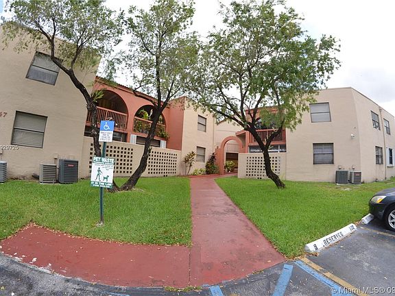 3rd image of 10245 NW 9th Street Cir #9-101