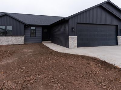 W5836 Edgewood Dr, Menasha, WI, 54952