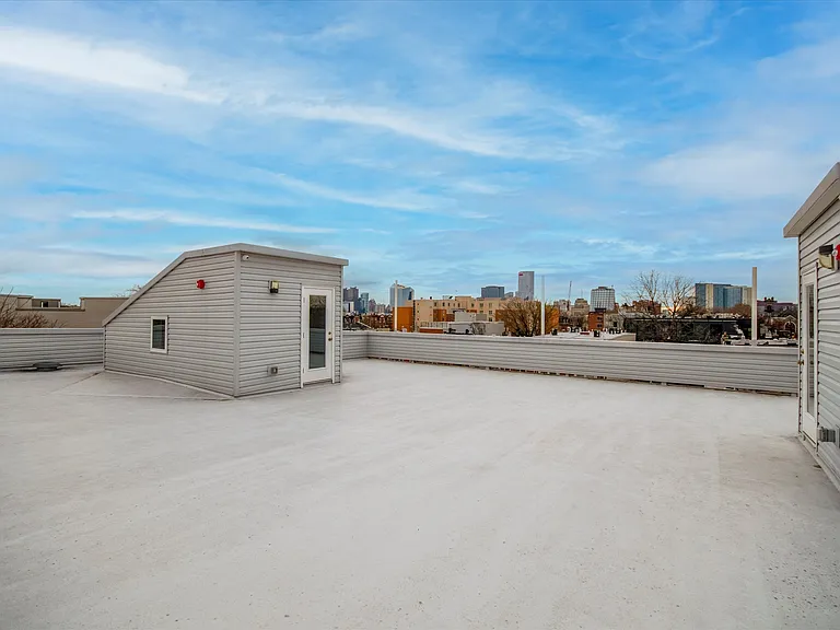 649 N 35th St #101 — Photo 7