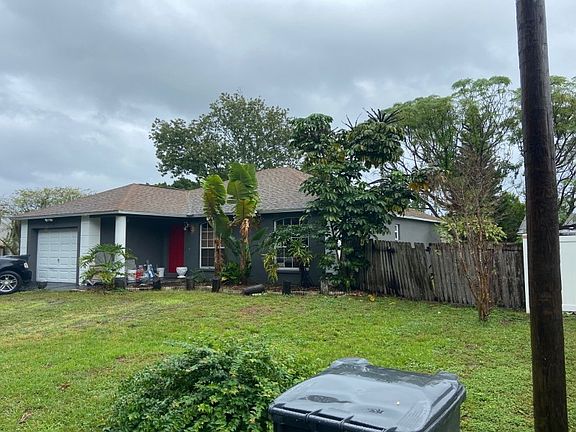 2nd image of 4731 Xenia St N