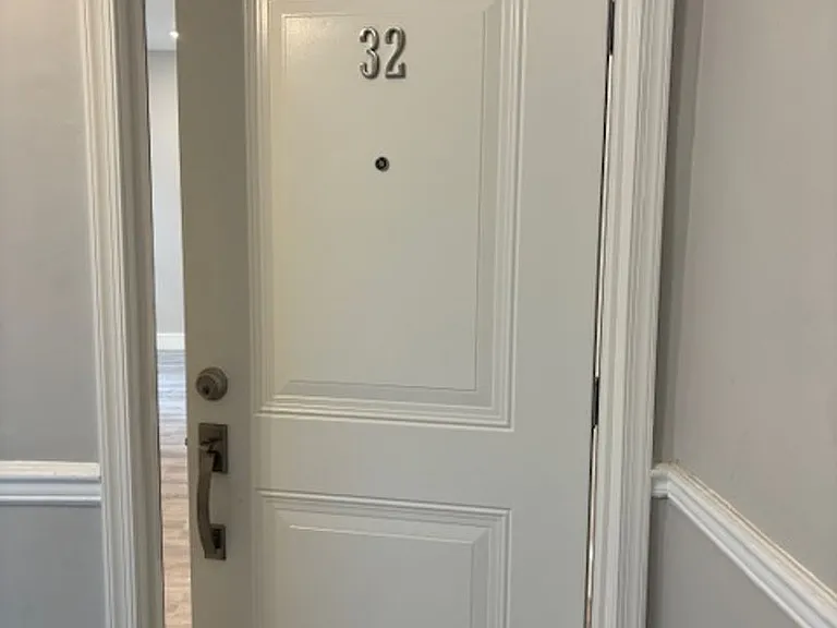 1825 Vernon St NW — Photo 32