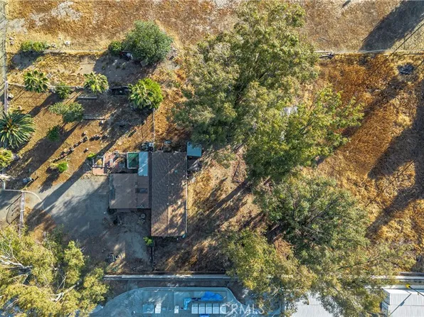 29489 3rd St, Lake Elsinore, CA 92532