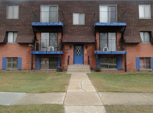 3215 Burr Oaks Dr, Joliet, IL 60431