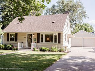 1108 E Cavanaugh Rd, Lansing, MI 48910