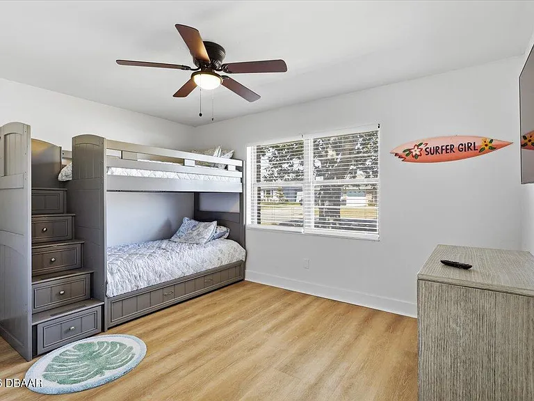10 Flametree Ct — Photo 33