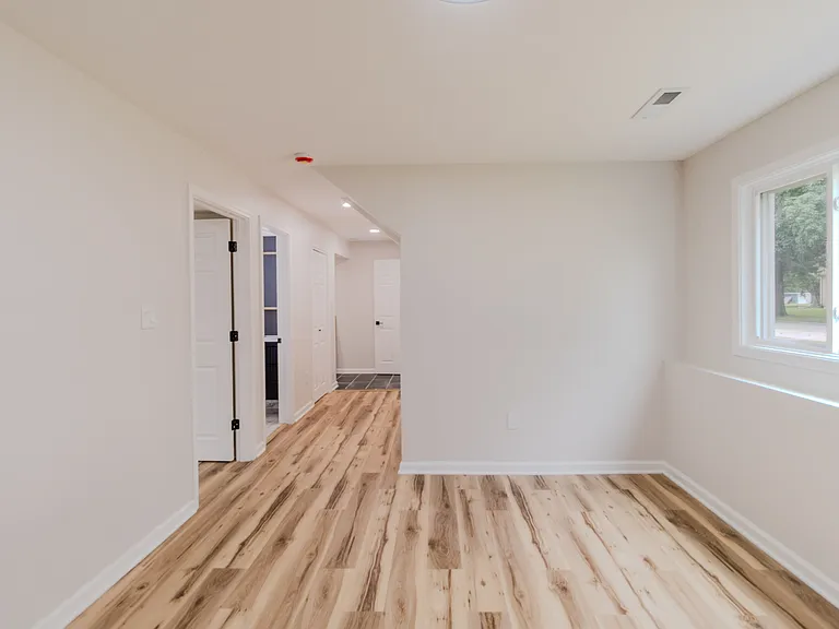 6530 E 3rd Ave — Photo 27