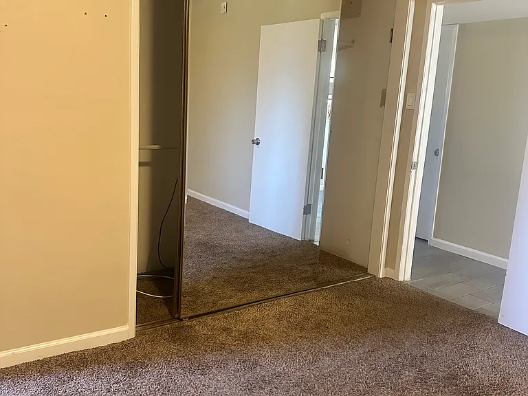 1000 Devore Ave — Photo 12