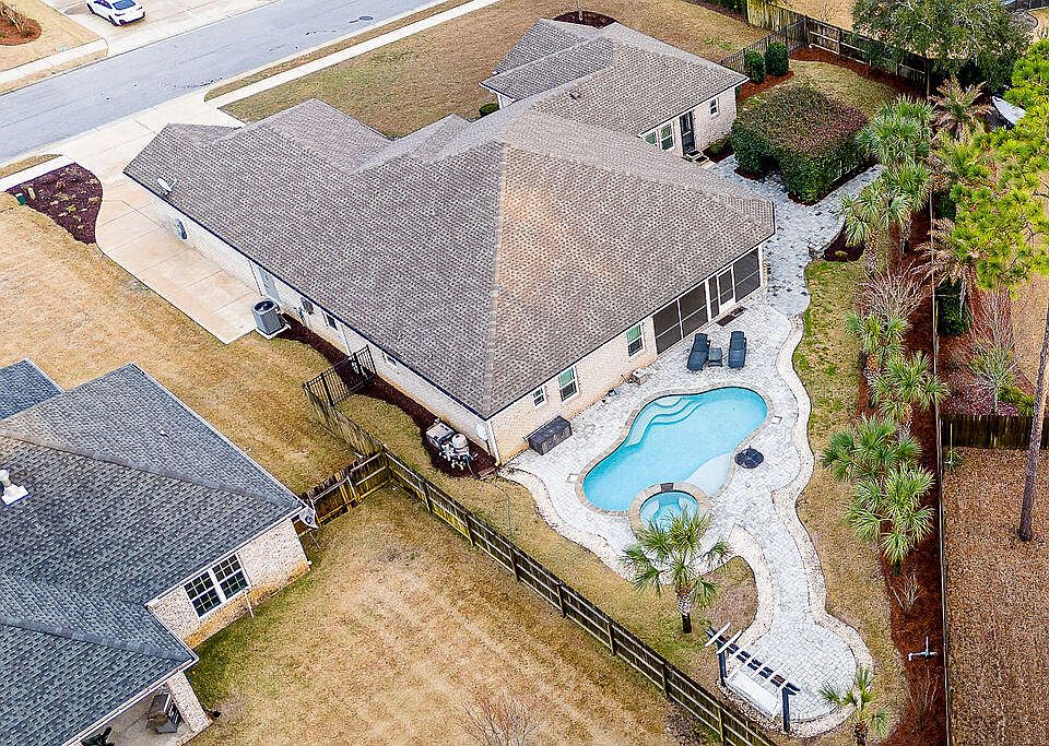 1st image of 706 Patfore Ln