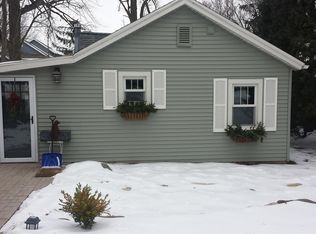 5906 Clarewood Ct, Middleton, WI 53562