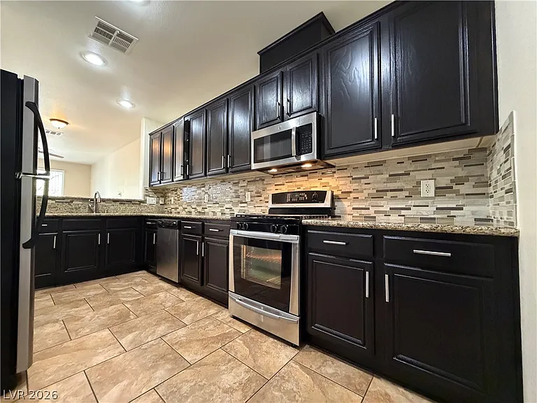 8361 Spruce Bay Ave — Photo 4