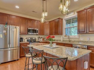 60 Jarvis Creek Ln, Hilton Head Island, SC 29926