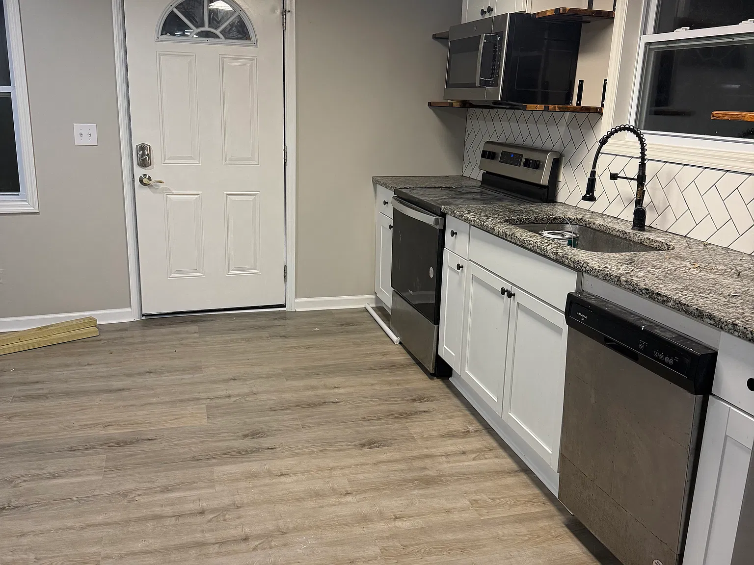 2 bed, 1000 sqft, $1,400 — Photo 3