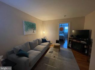 1155 S 10th St, Philadelphia, PA 19147