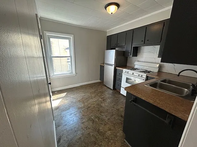 19 Clement Street - 1E — Photo 3