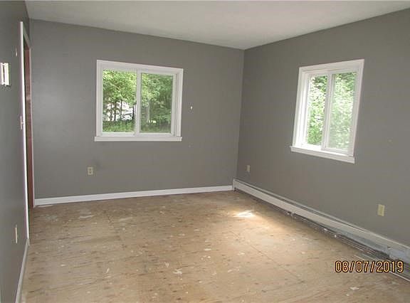 5th image of 36 Greenshire Way