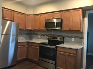 532 High St #3, Middletown, CT 06457