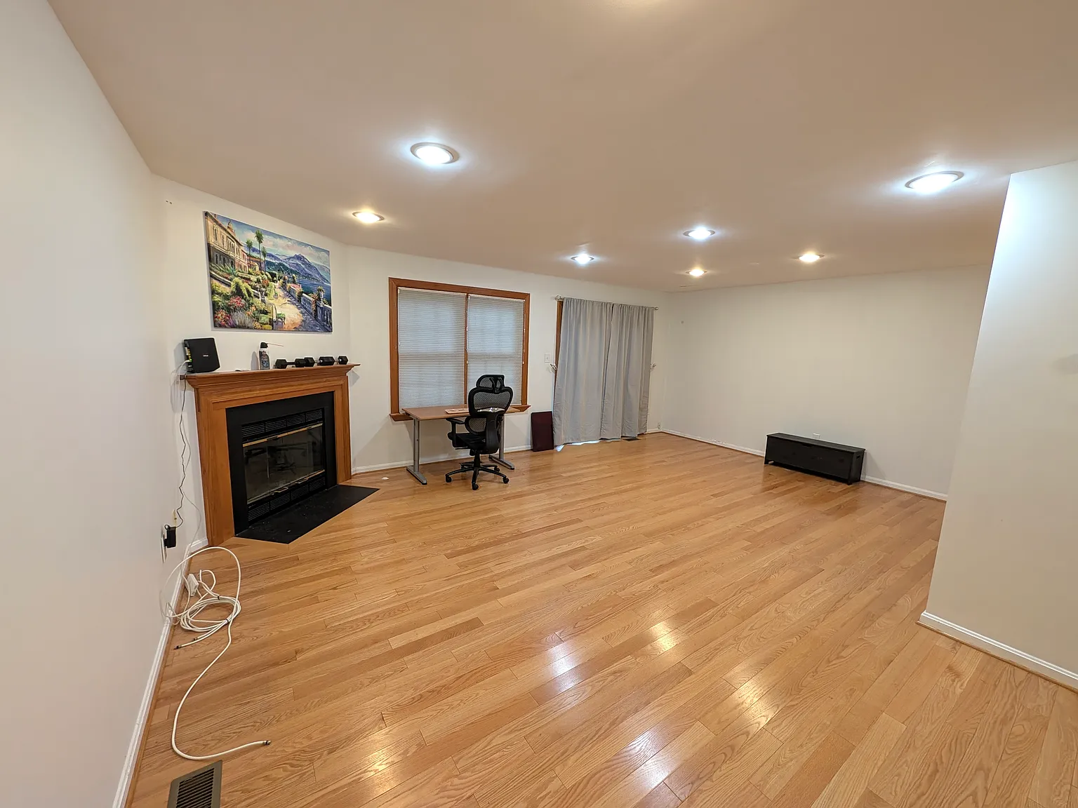 3 bed, 2.5 bath, 1584 sqft, $2,800 — Photo 4