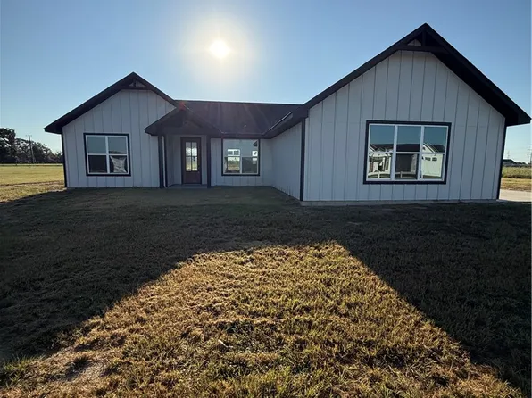 16682 Kelton Ln, Iola, TX 77861