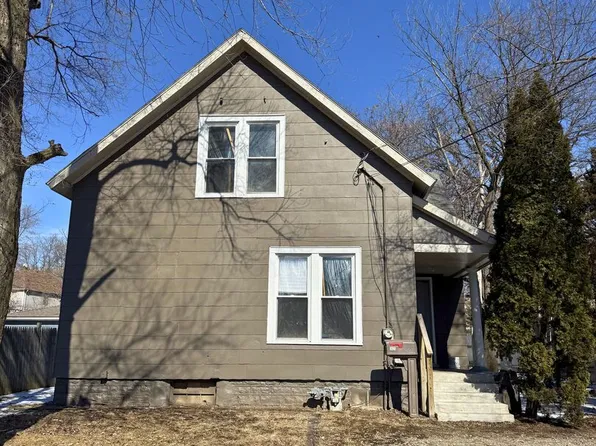 1025 E Benton St, Joliet, IL 60432