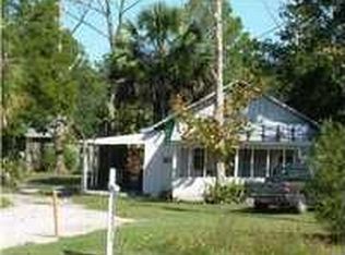 1110 Bozy Dr, Southport, FL 32409