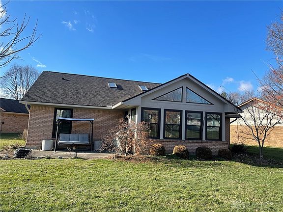 4th image of 207 Whispering Wind Ct