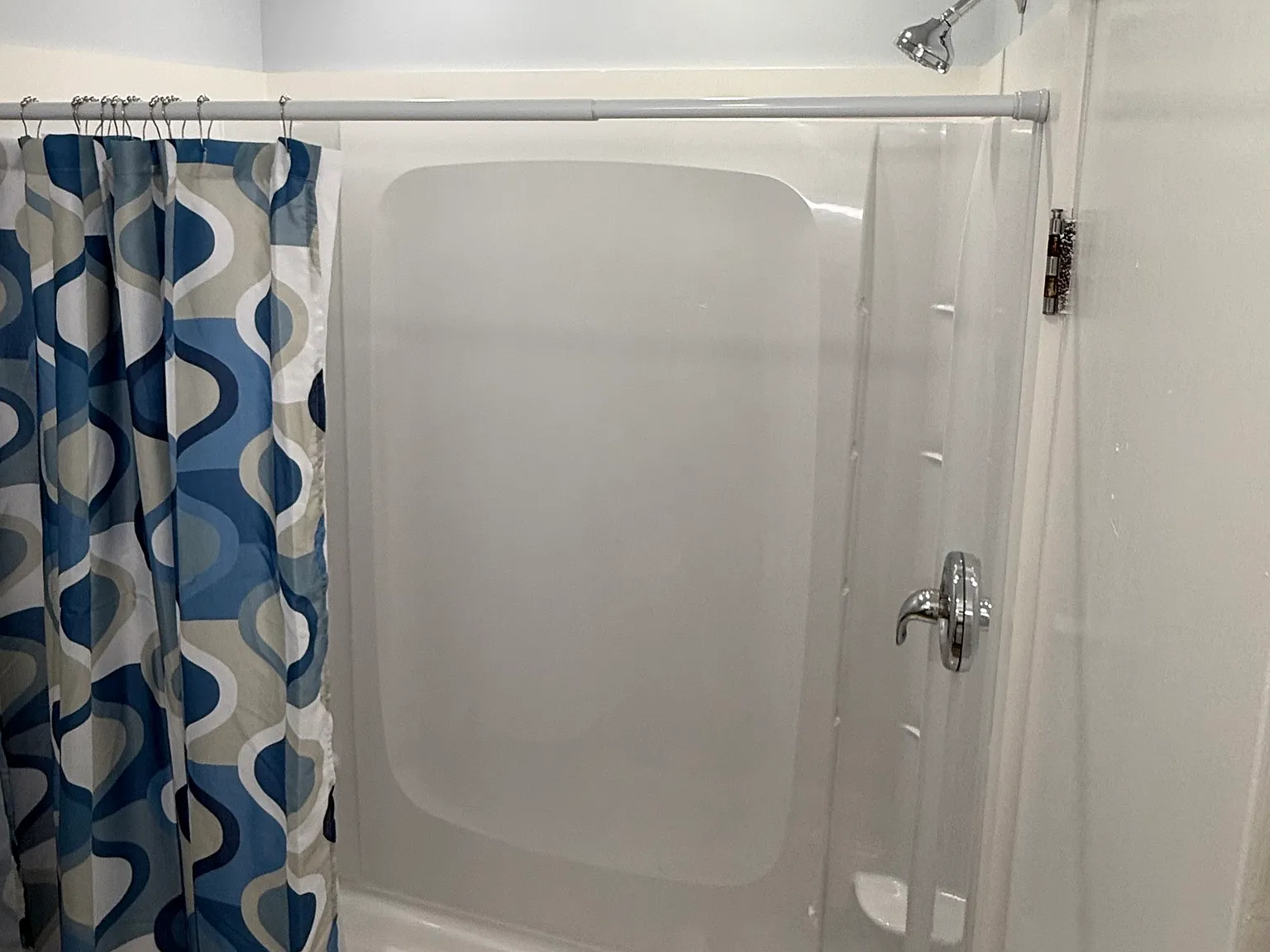 4 bed, 2.5 bath, 1556 sqft, $2,500 — Photo 1
