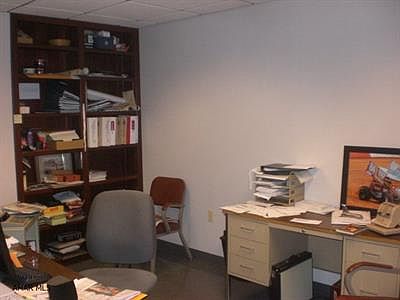 3rd image of 1143 Industrial Ave