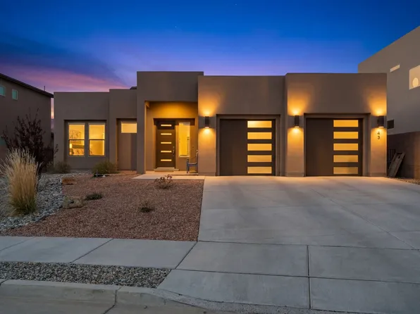 43 Confianza St, White Rock, NM 87547