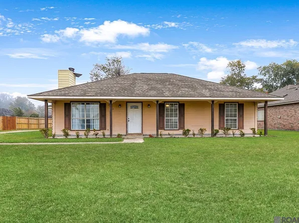 2382 Ory Dr, Brusly, LA 70719