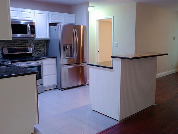 5th image of 2762 Morningside Dr
