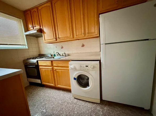 67-20 218th Street image 6 of 17