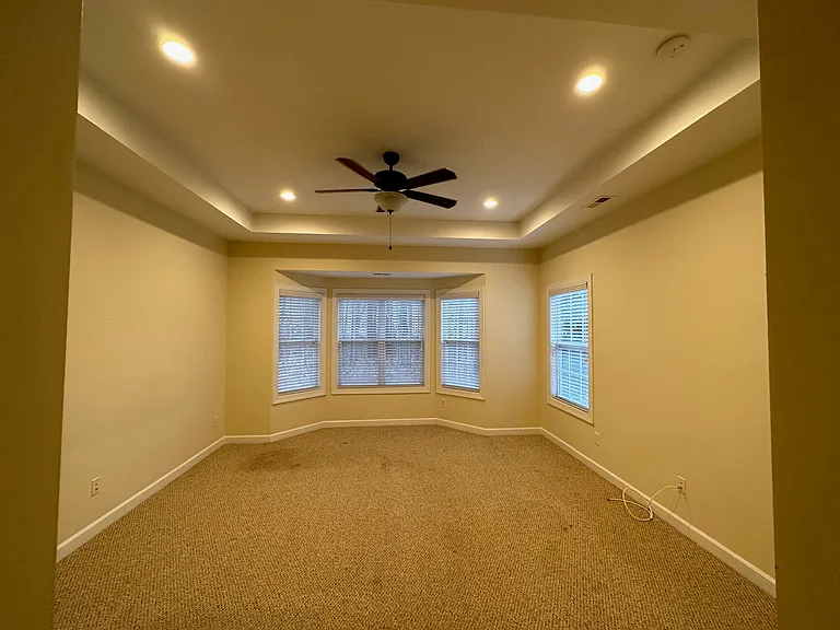 14810 Provence Ln — Photo 24