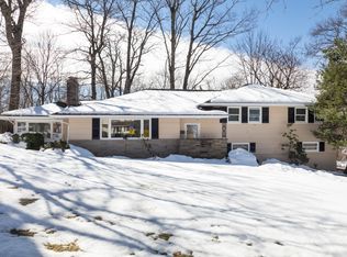 28 Stone Ridge Rd, New Providence, NJ 07901