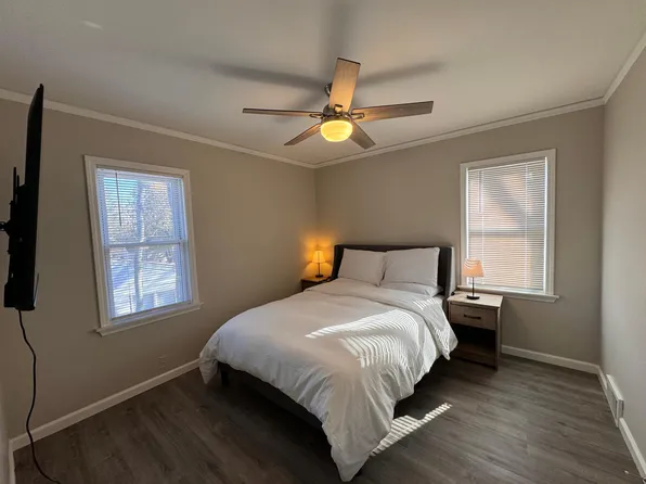 1607 Catalpa Dr, Royal Oak, MI 48067