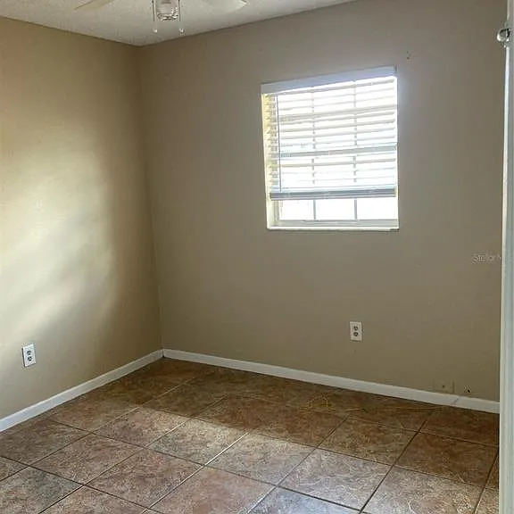 1306 Golconda Rd — Photo 10
