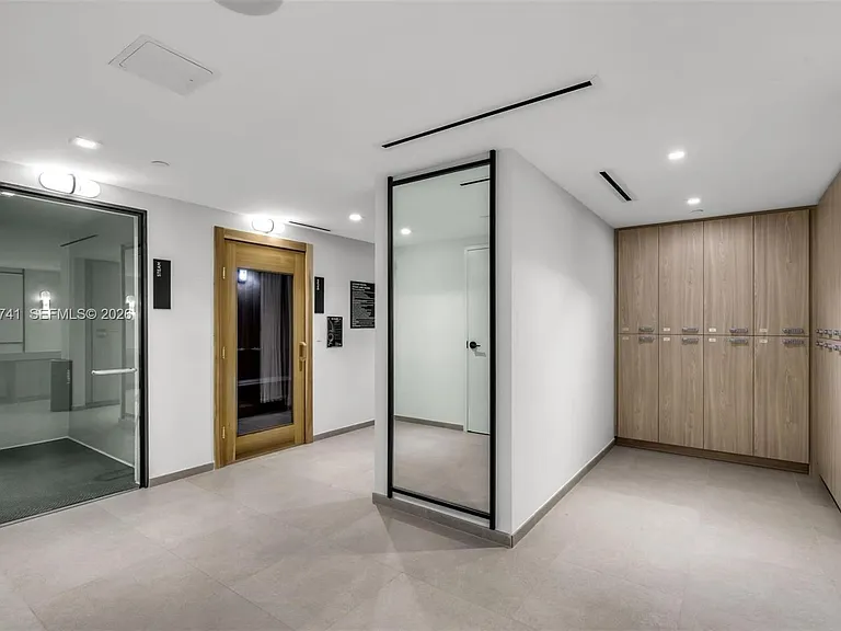 225 N Miami Ave #1709 — Photo 48