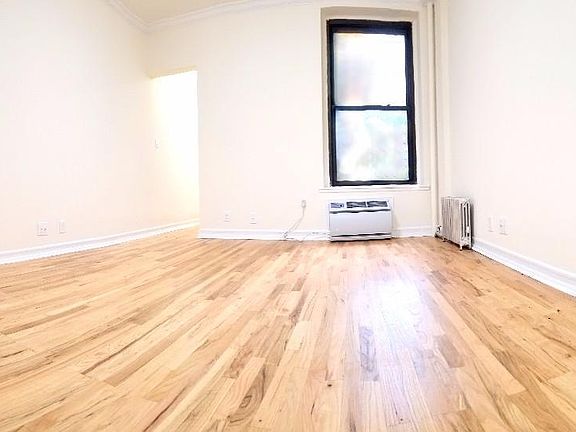 2nd image of 119 E 89th St APT 1C