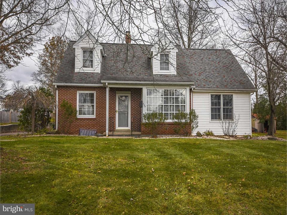 1st image of 525 Lawn Ave