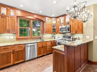 118 Washington Ave, Lodi, WI 53555