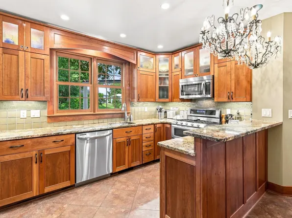 118 Washington Ave, Lodi, WI 53555
