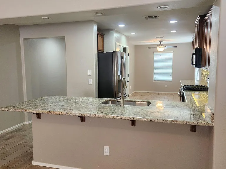 18418 W Getty Dr — Photo 23