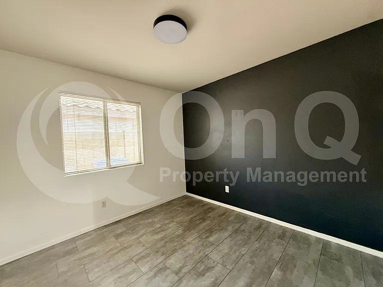 10609 W Rosewood Dr — Photo 13