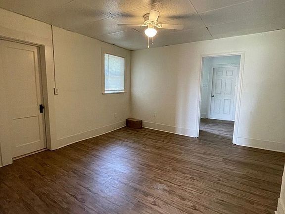 4th image of 116 Garland Ave #B