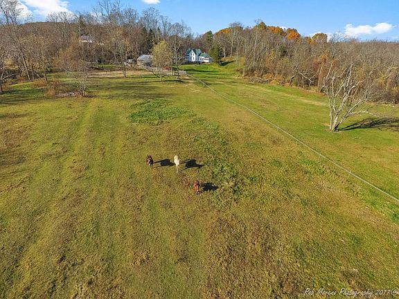 4th image of 9 Kent Ct