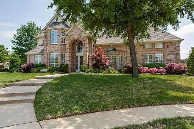 1st image of 8804 Thornway Dr