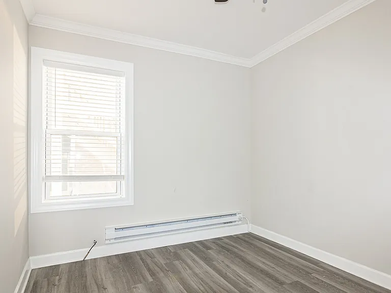 837 W Cornelia Ave #1N — Photo 6