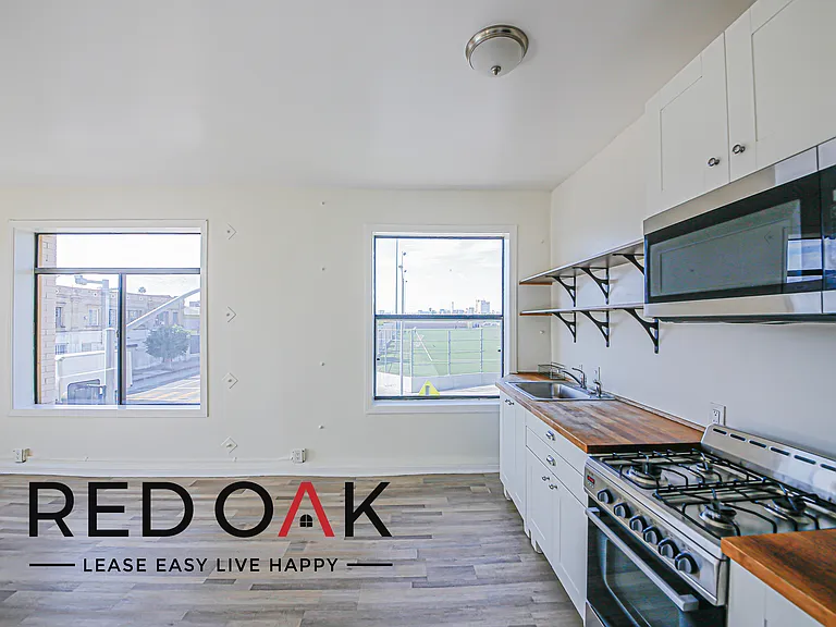 692 Valencia St #309 — Photo 6